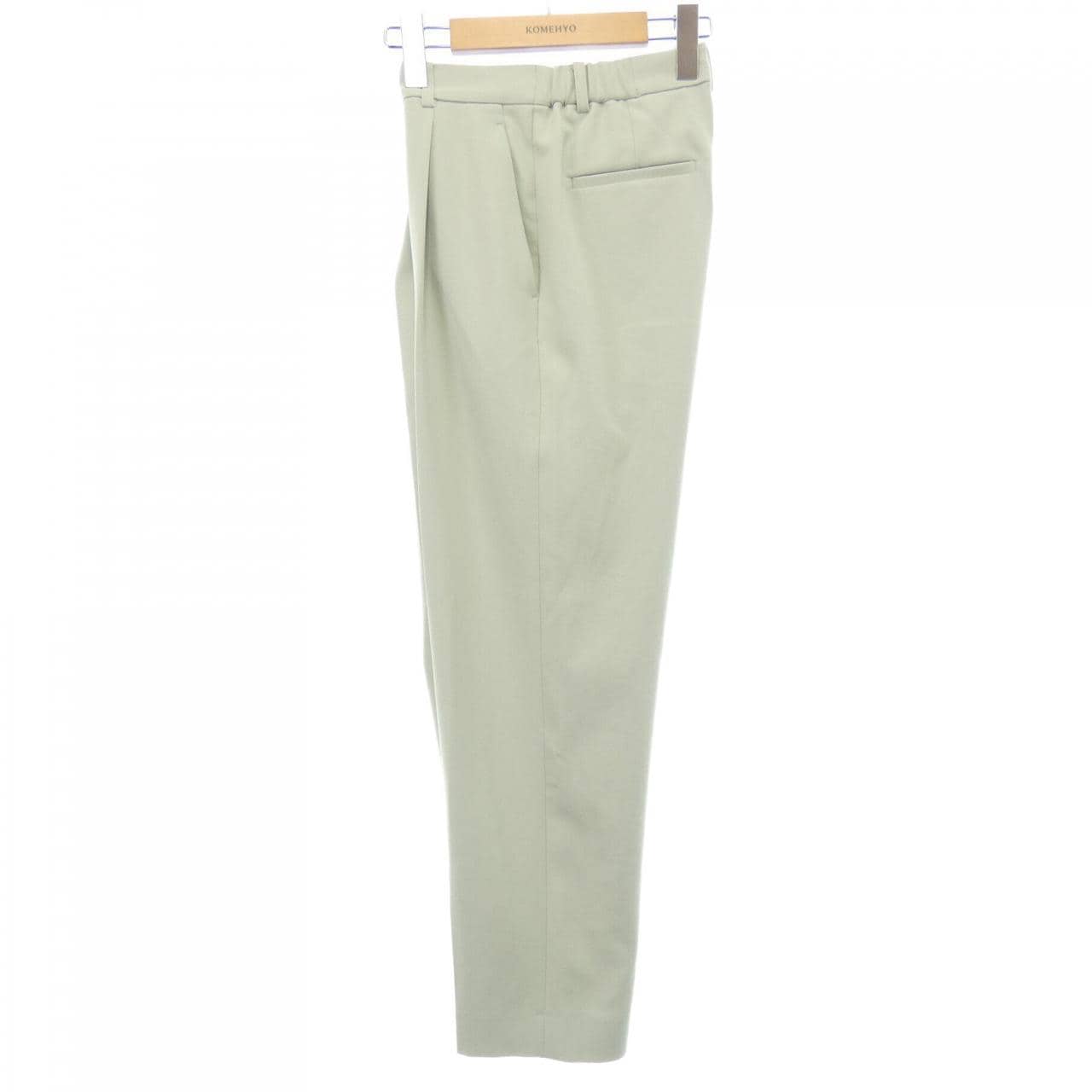 アクアスキュータム Aquascutum パンツ