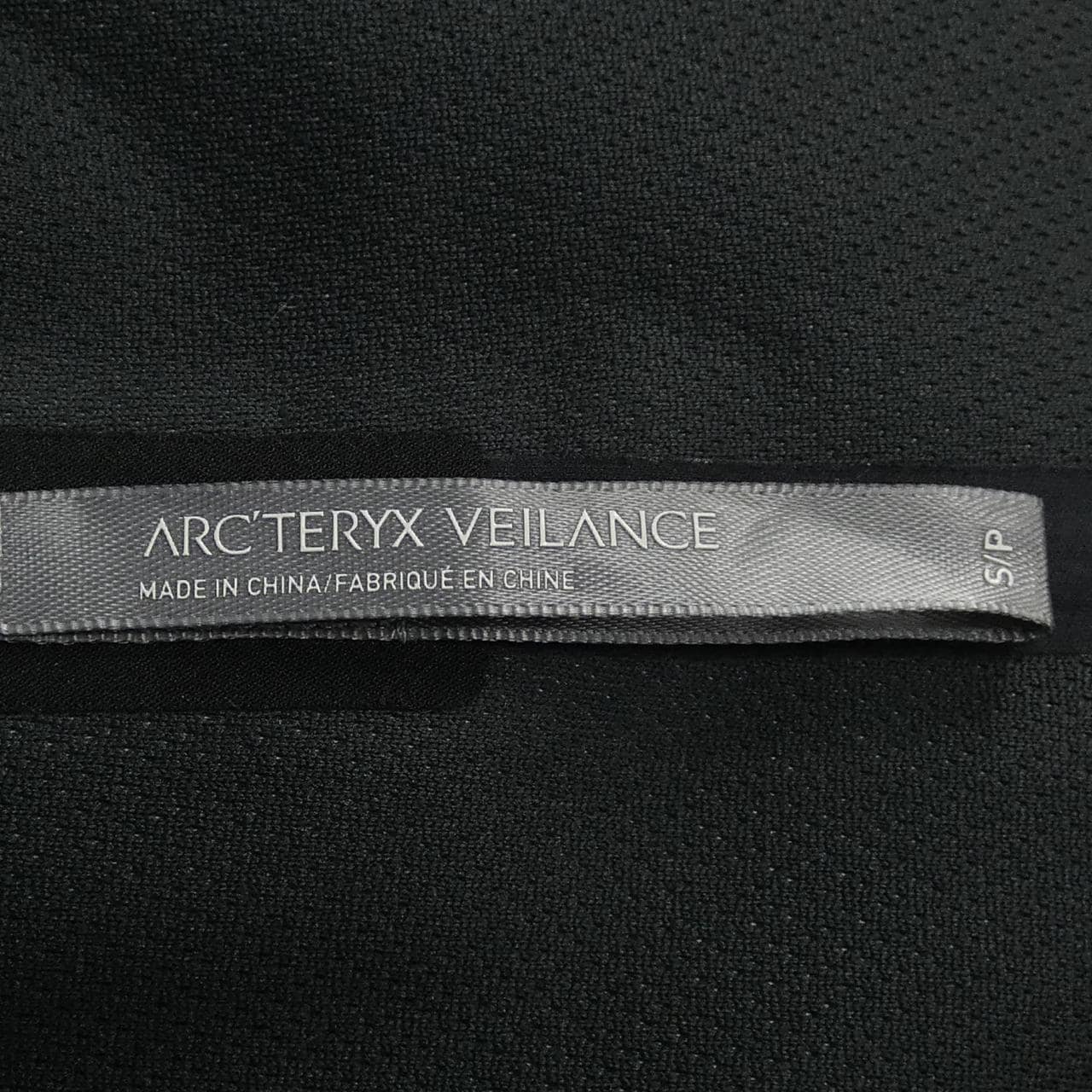 ARCTERYX VEILANCE西装夹克