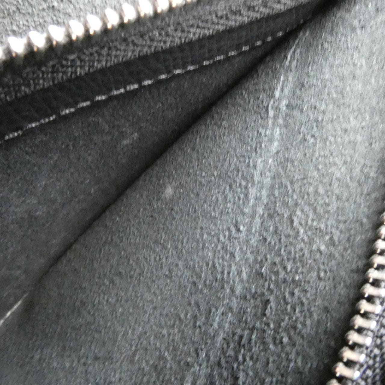 セリーヌ バーティカル カバ スモール 176183XBA バッグ