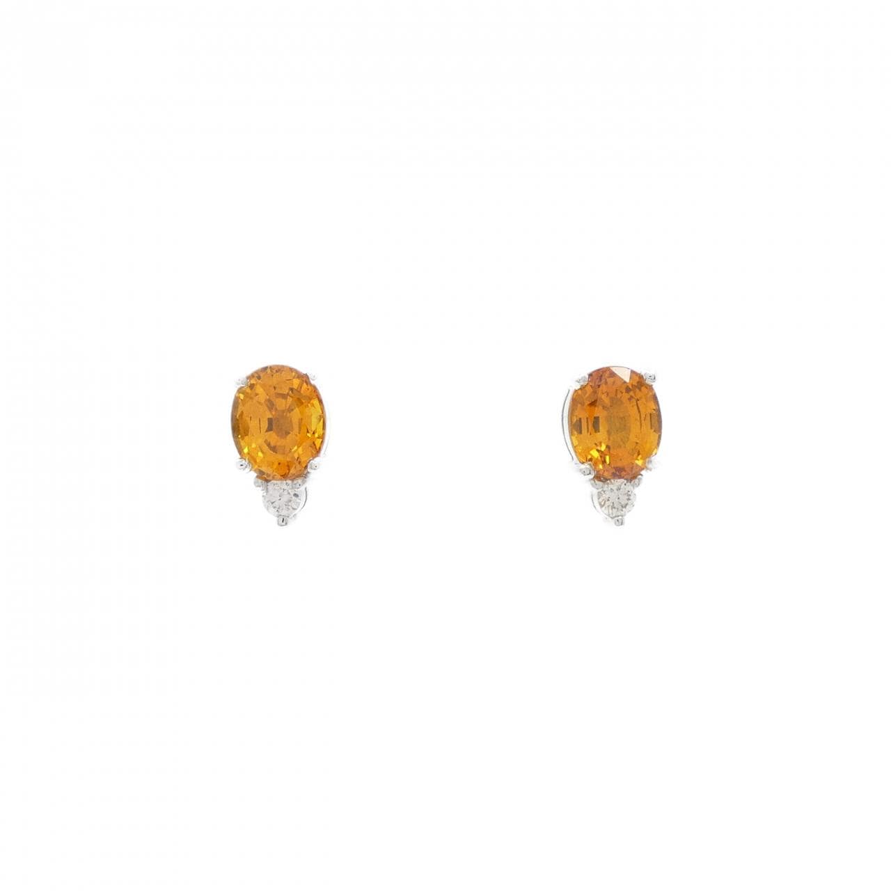 K18WG sapphire earrings