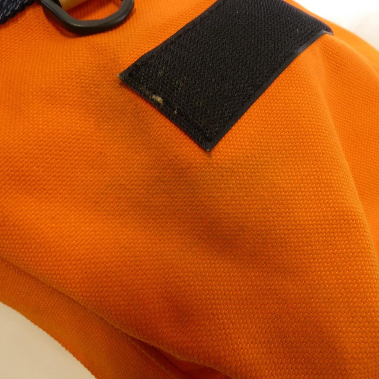 LOEVE 301 50VU45包包