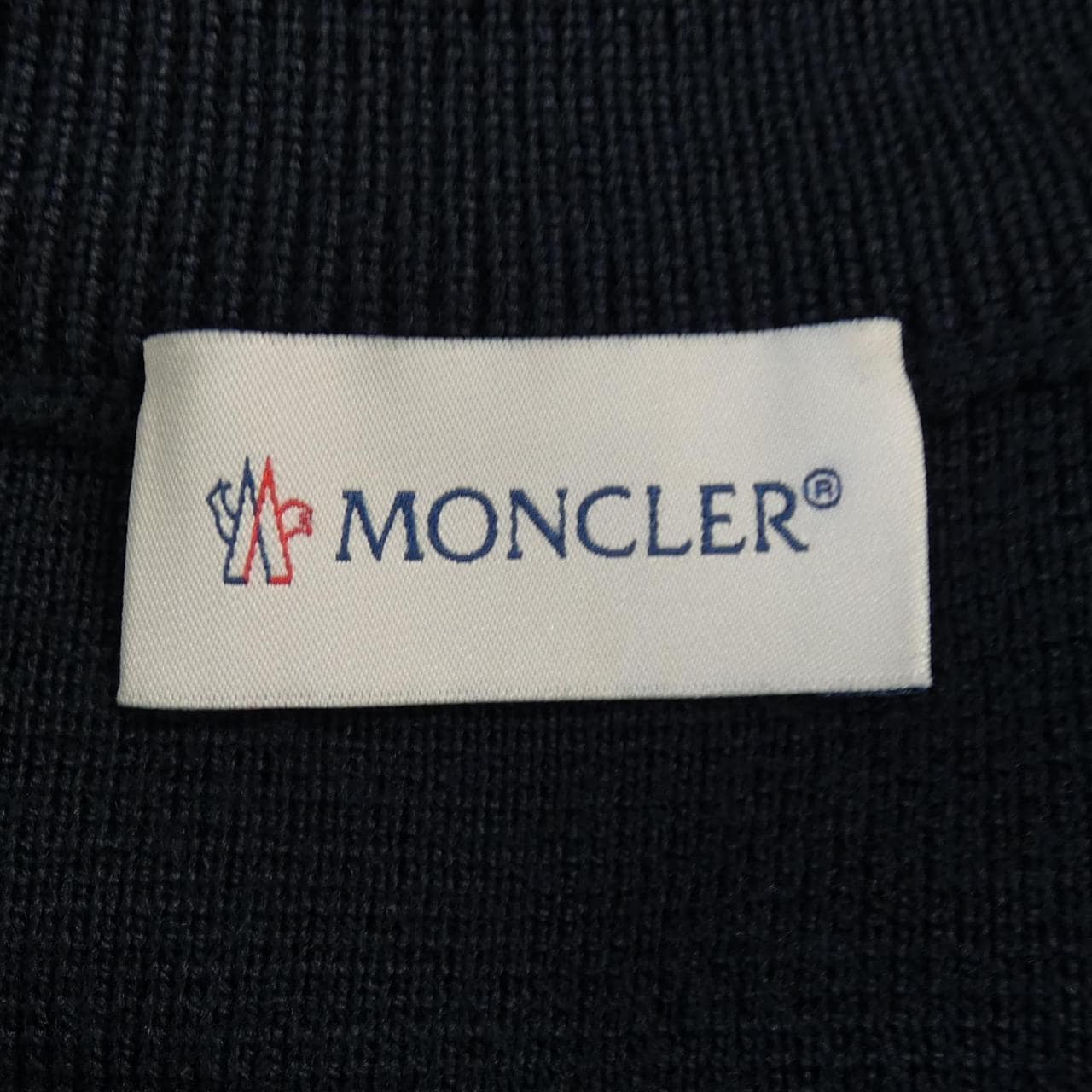 モンクレール MONCLER ダウンジャケット