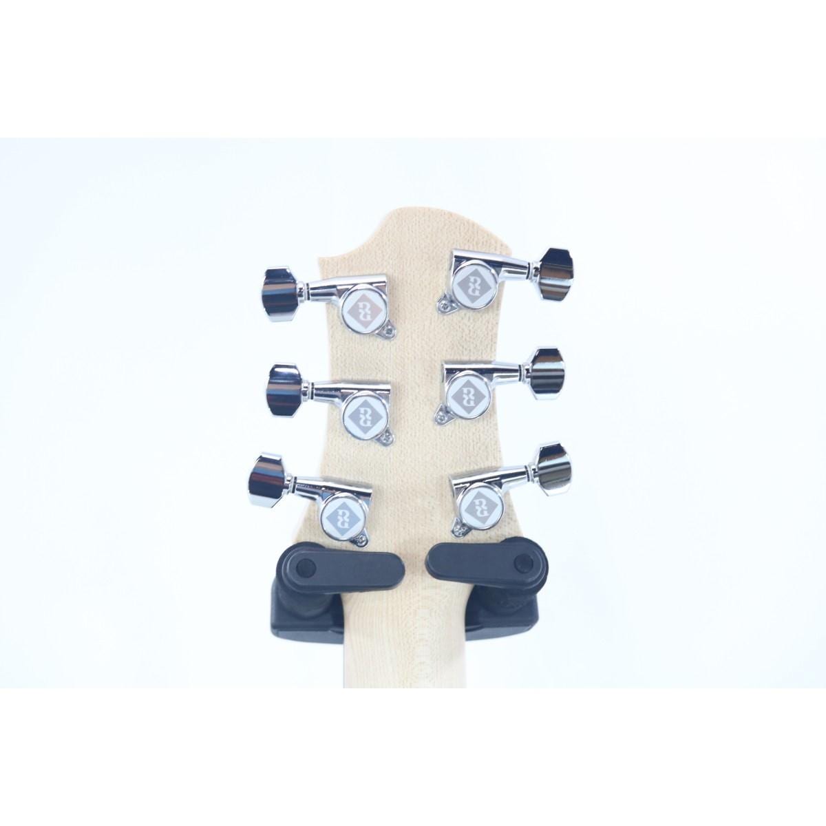 ＲＥＬＩＳＨ　ＧＵＩＴＡＲＳ　ＭＡＲＹ　Ａ　ＯＮＥ