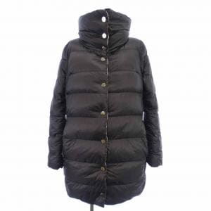モンクレール MONCLER ダウンジャケット