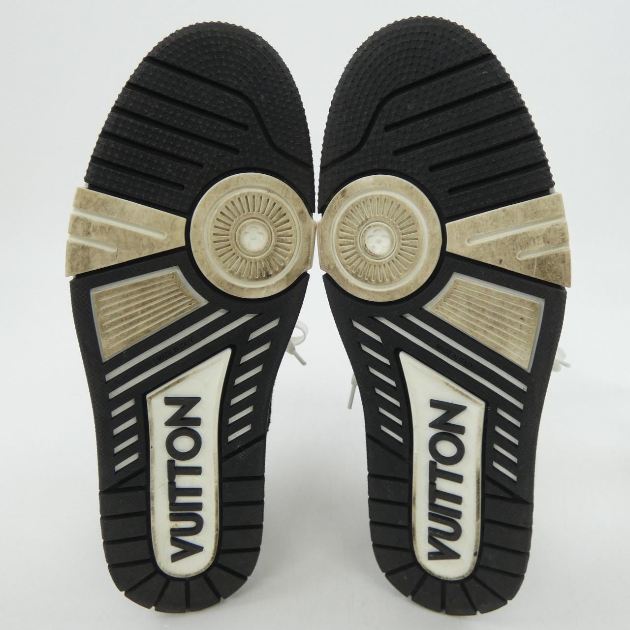 ルイヴィトン LOUIS VUITTON LVトレイナーライン スニーカー