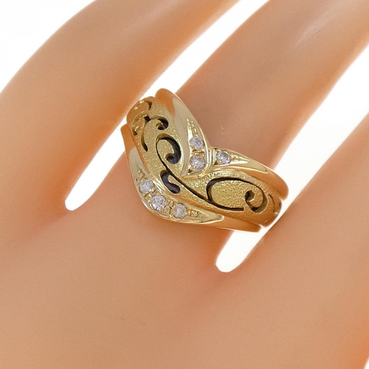 山崎由美子钻石戒指 0.10CT