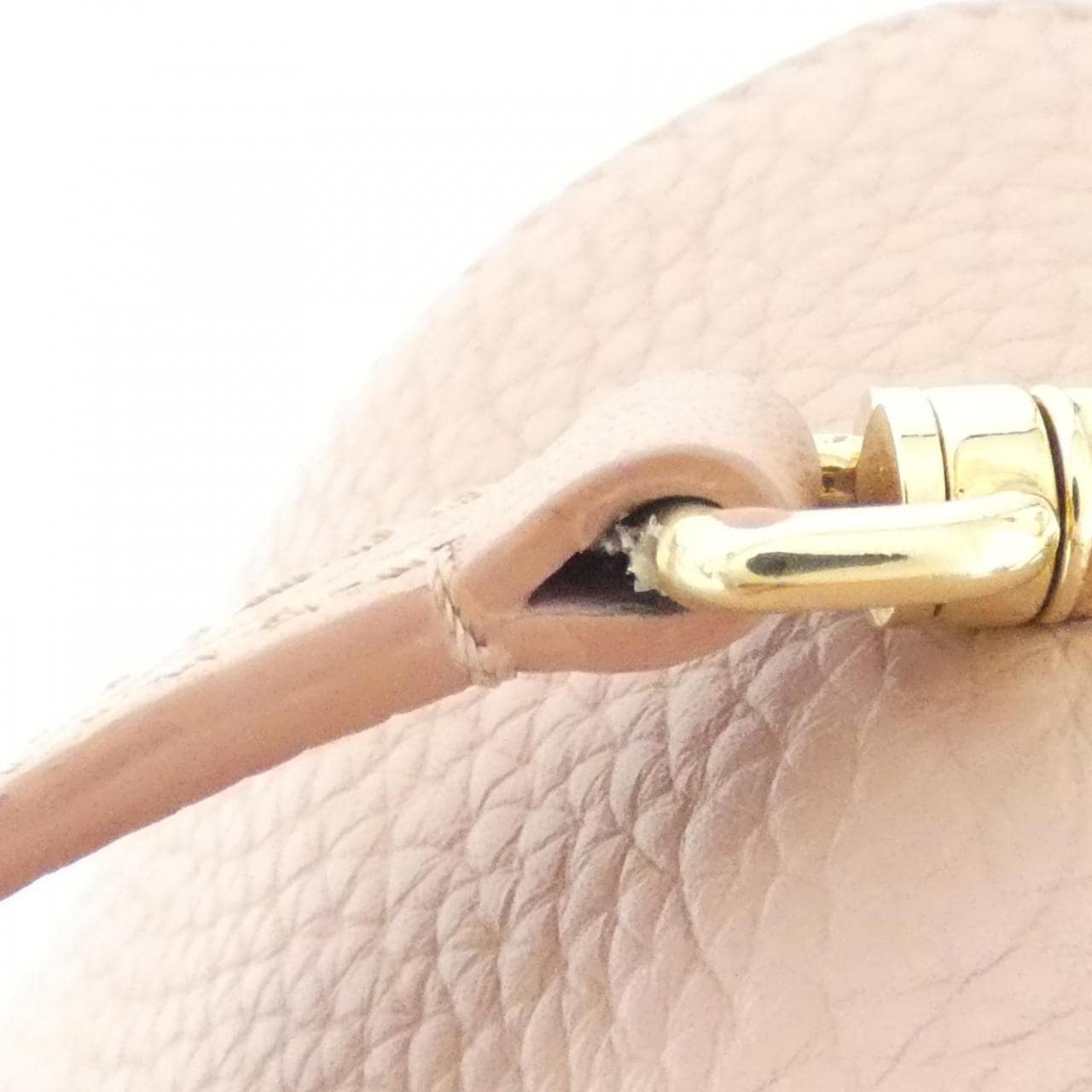 ルイヴィトン トリヨン ヴォルタ M50546 バッグ