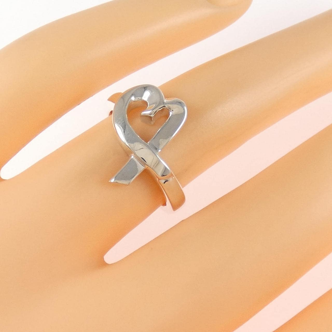 ティファニー ラビングハート リング