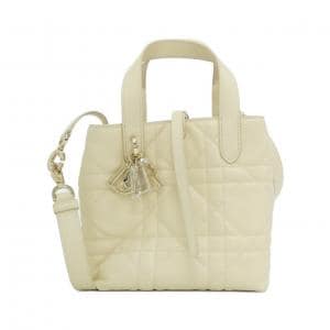 クリスチャンディオール ディオール トゥジュール バーティカル トート スモール M2835OSNW バッグ