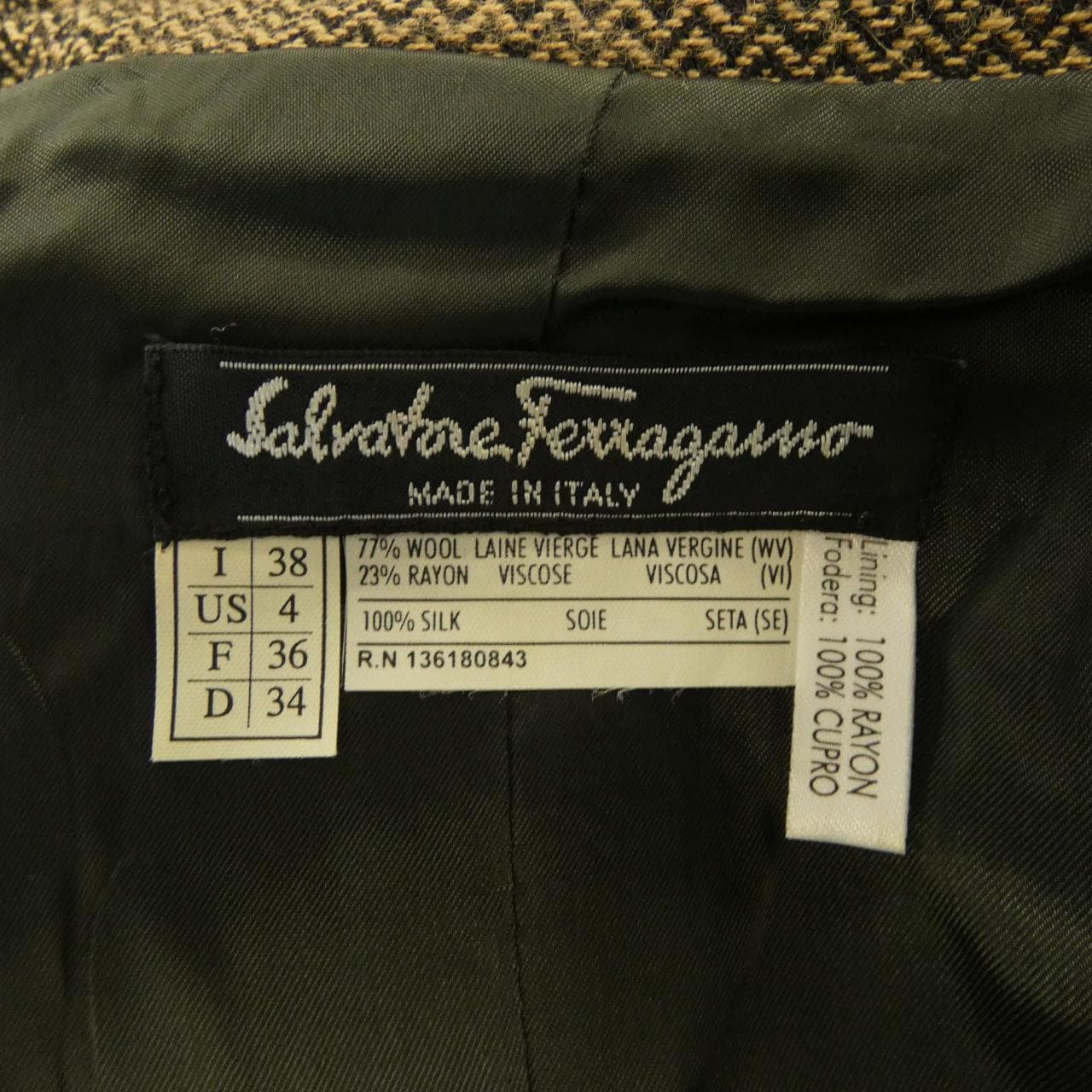 サルヴァトーレフェラガモ SALVATORE FERRAGAMO ジャケット