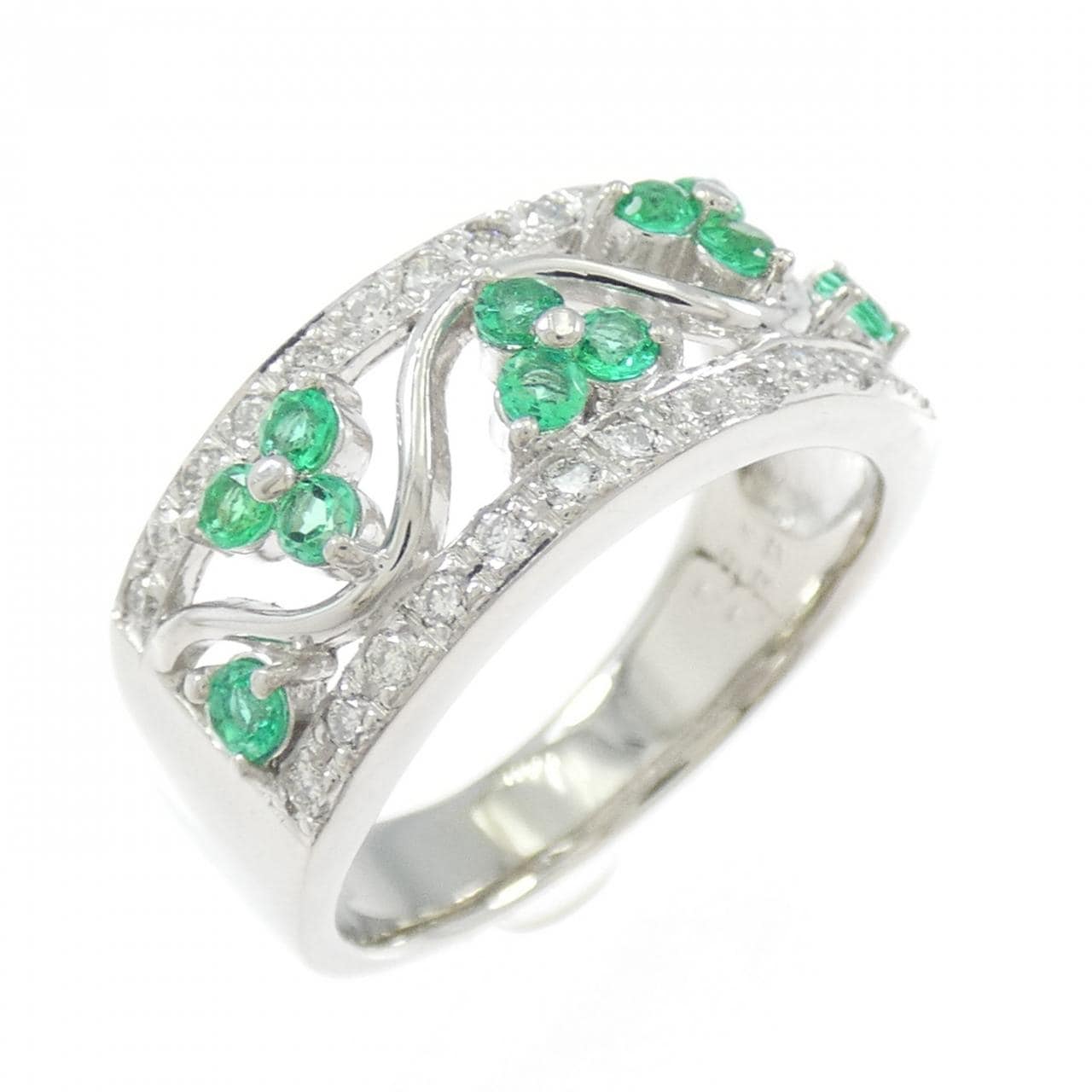 PT900 Emerald Ring 0.34CT