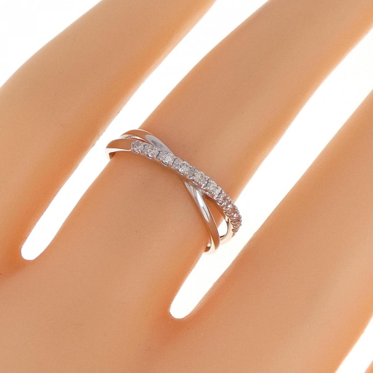 [BRAND NEW] PT Diamond Ring 0.10CT