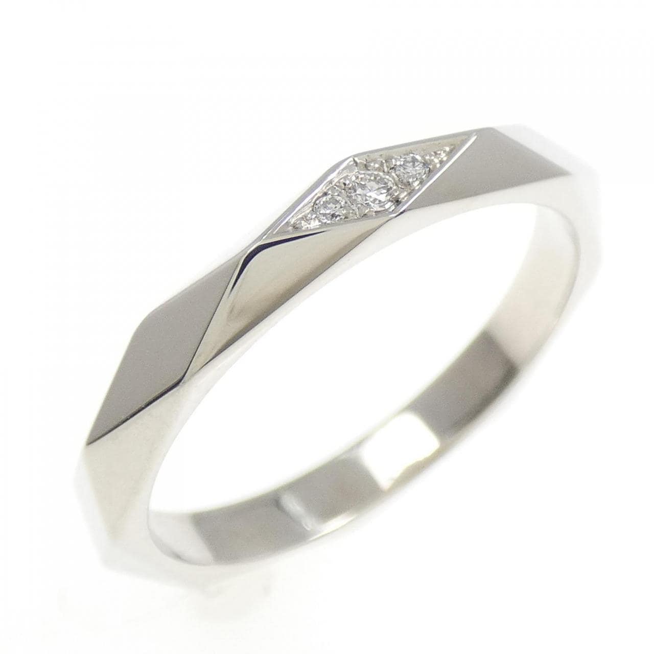 ブシュロン ファセット リング