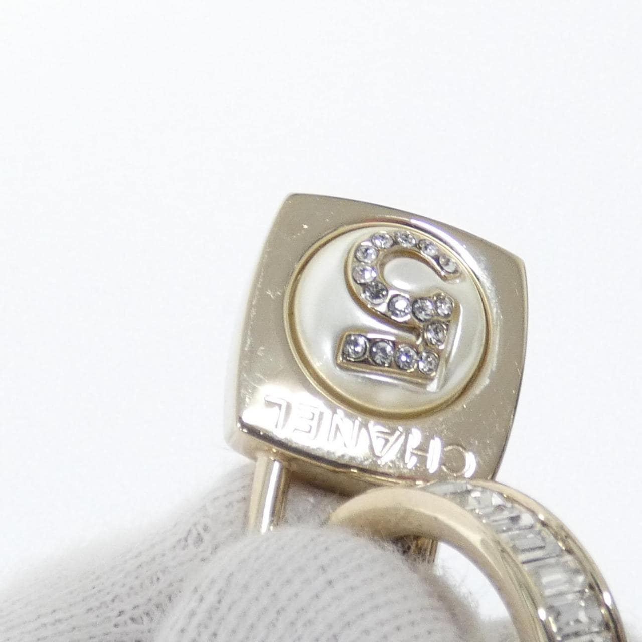 シャネル ピアス