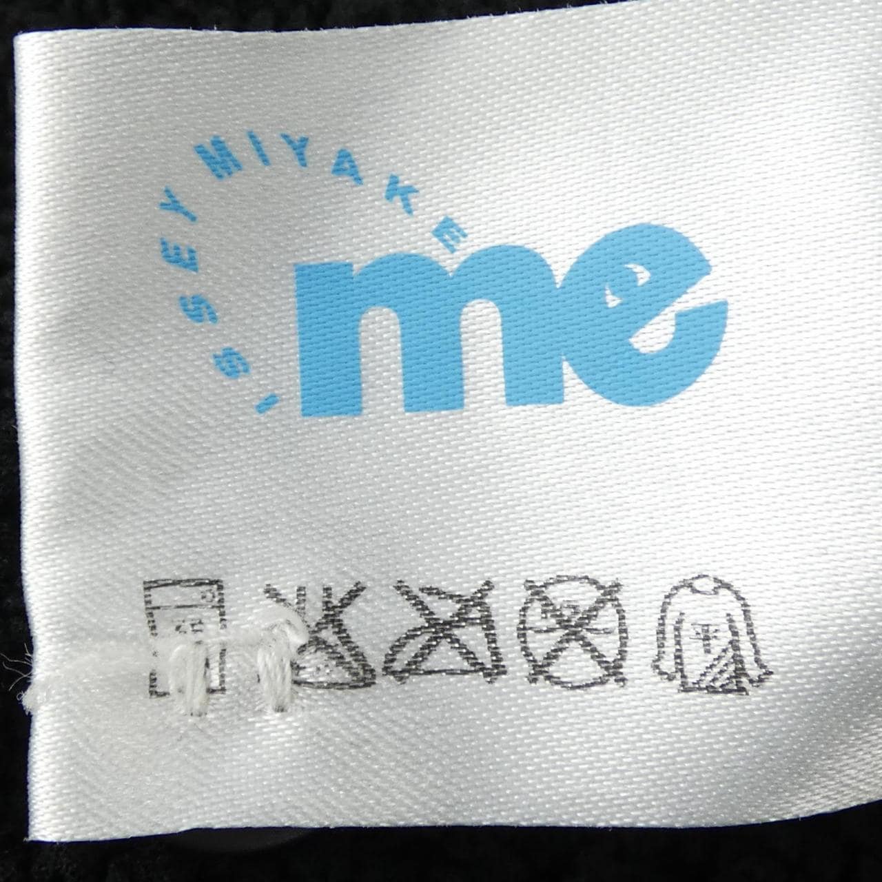 ミーイッセイミヤケ me ISSEY MIYAKE MI82FO239 ジャケット