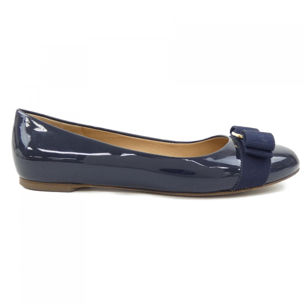 サルヴァトーレフェラガモ SALVATORE FERRAGAMO フラットシューズ