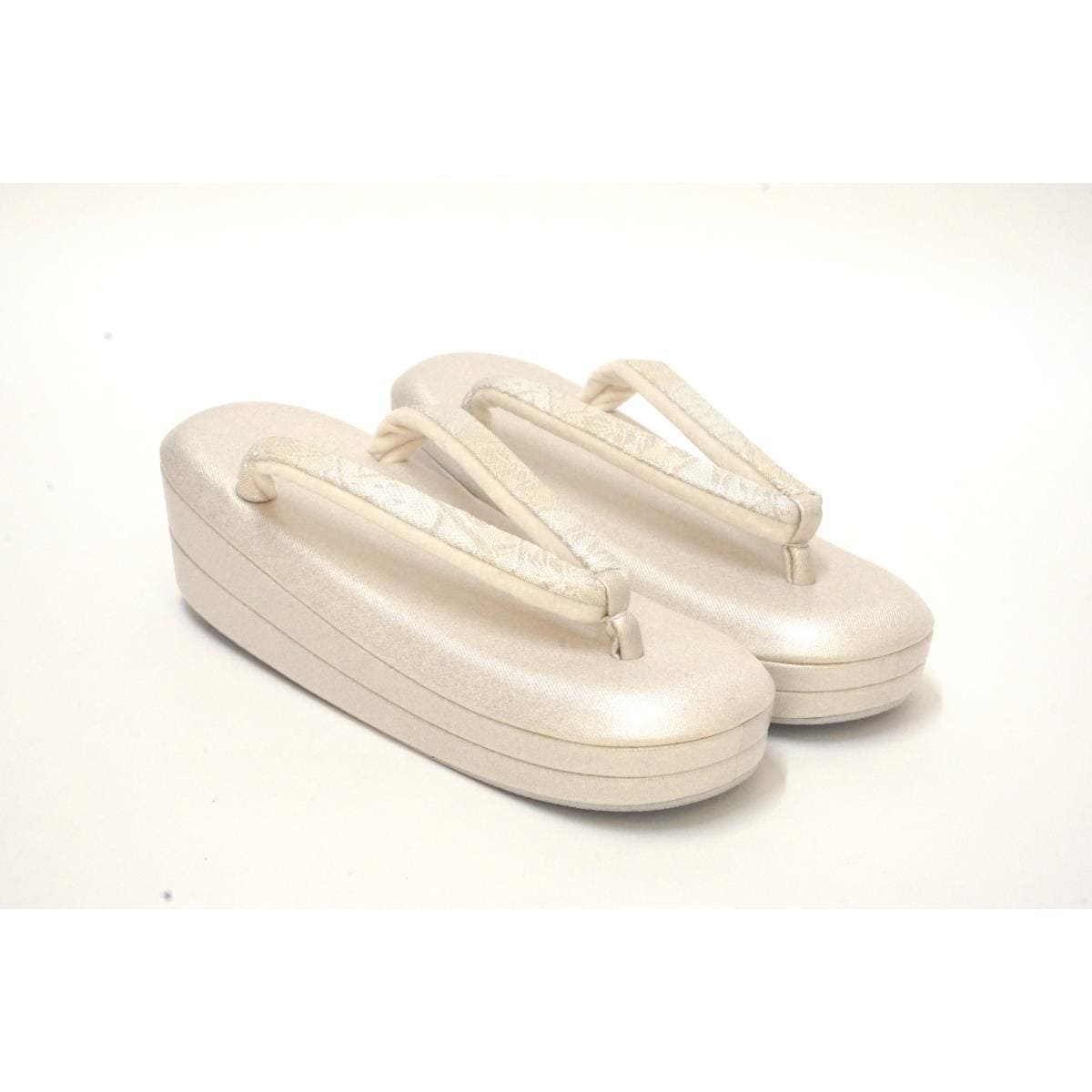 【新品】女草履　Ｍサイズ