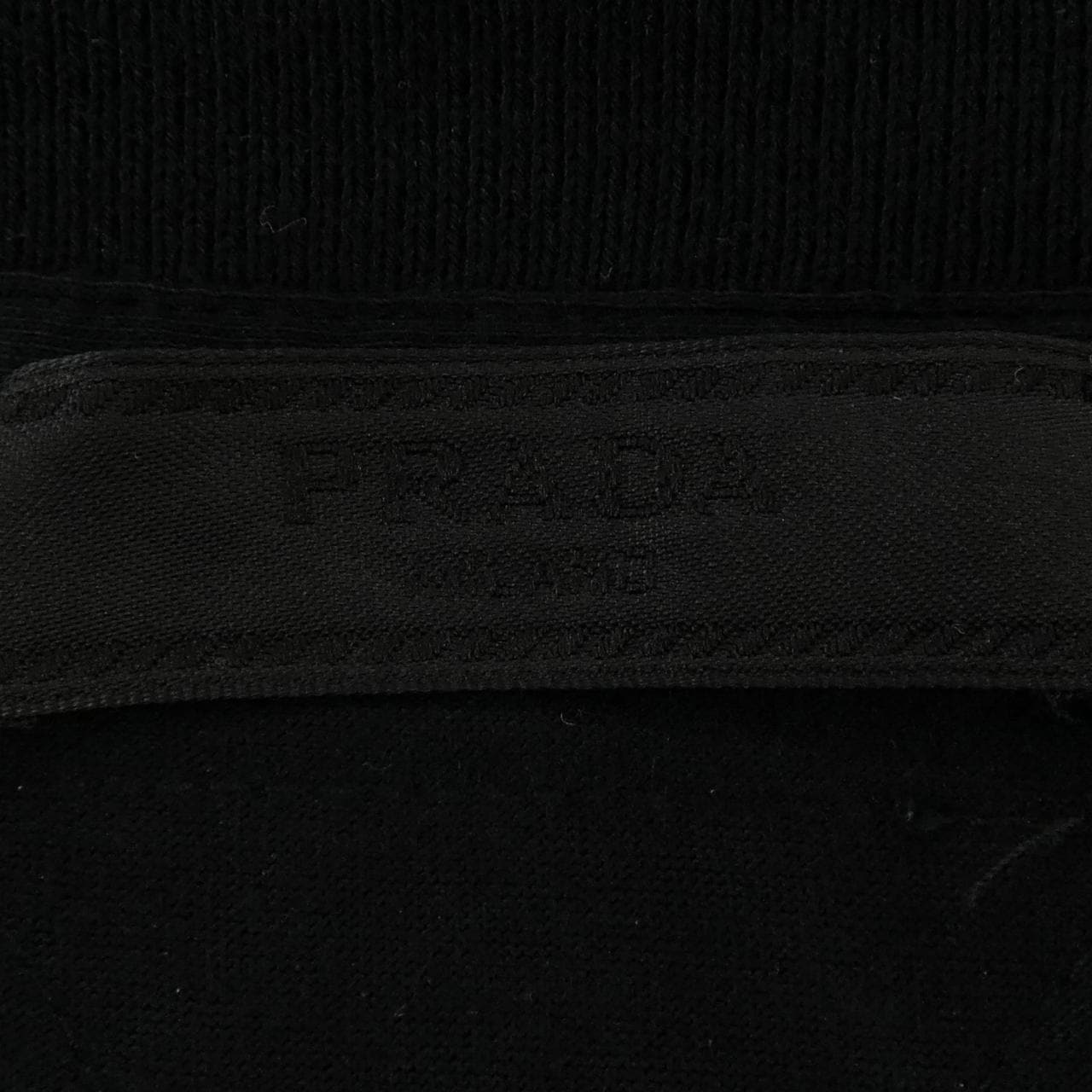 プラダ PRADA UJM492 S221 11CD Tシャツ