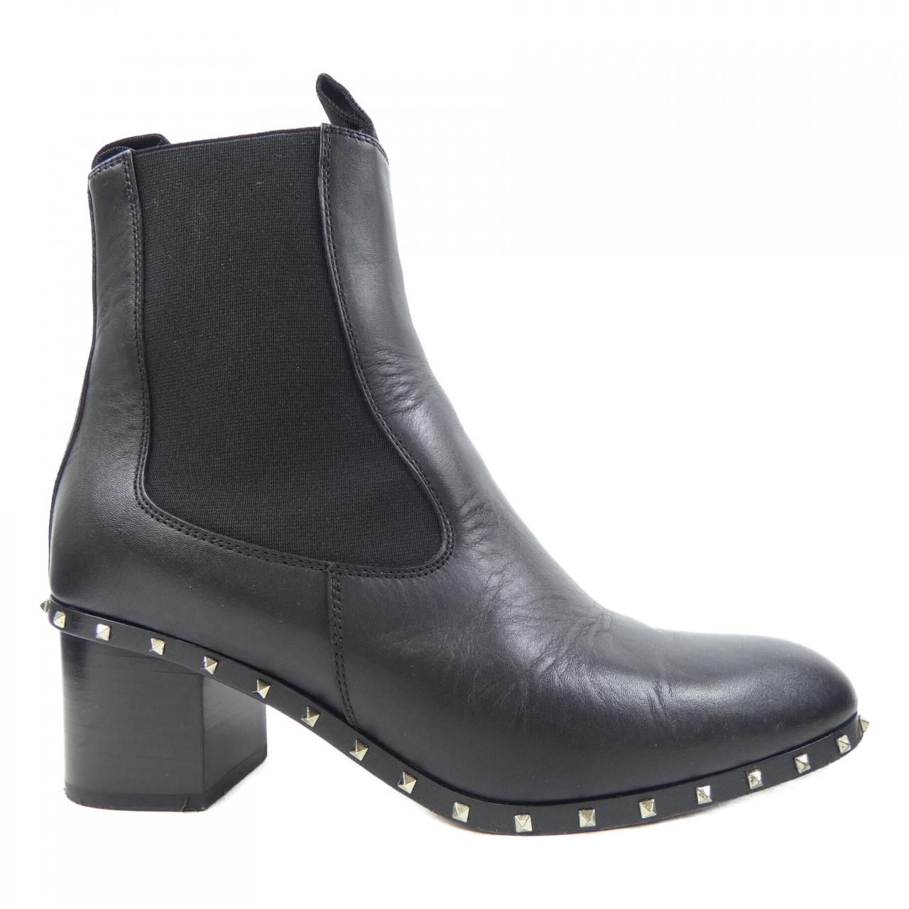 VALENTINO GARAVANI Garavani boots