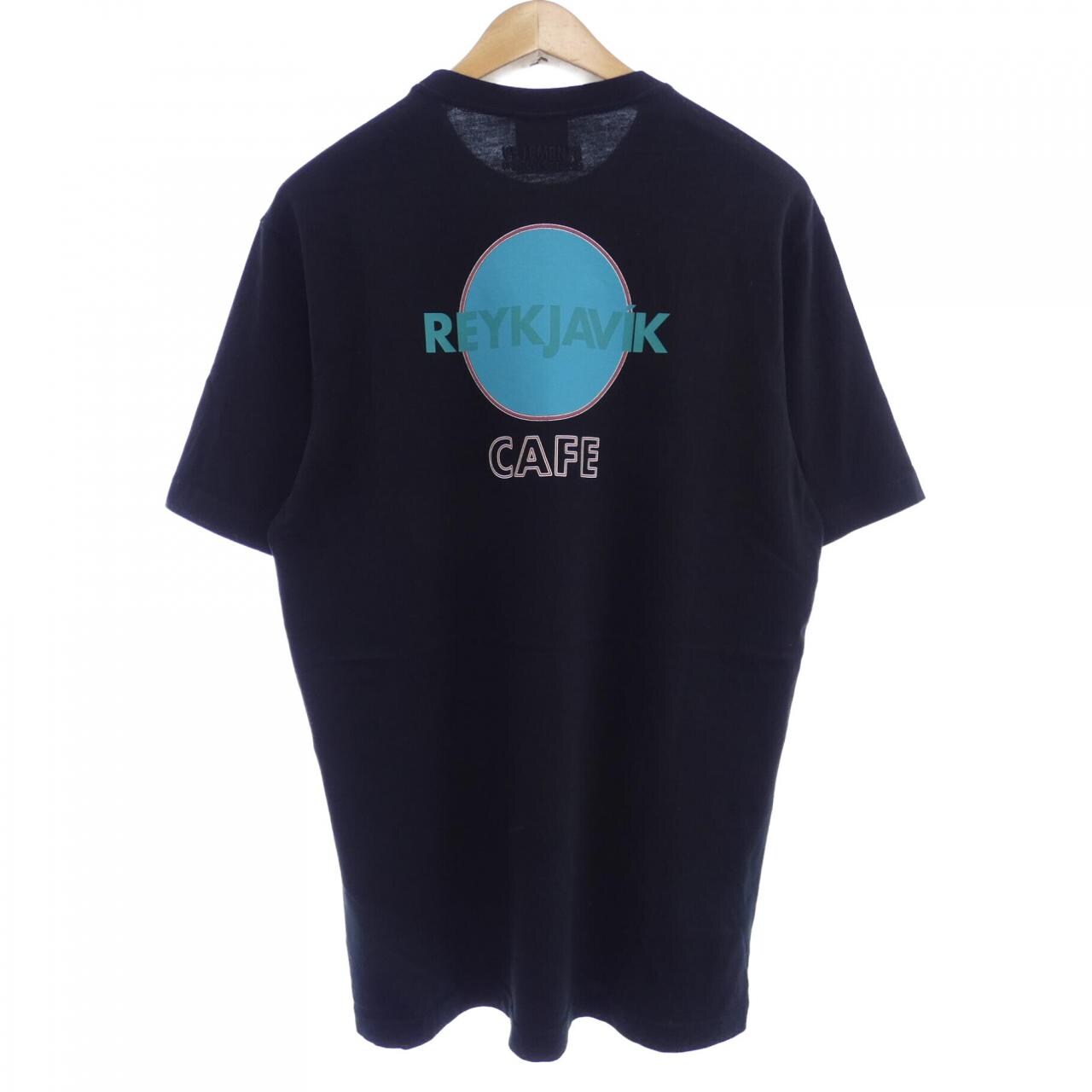 ヴェトモン VETEMENTS Tシャツ