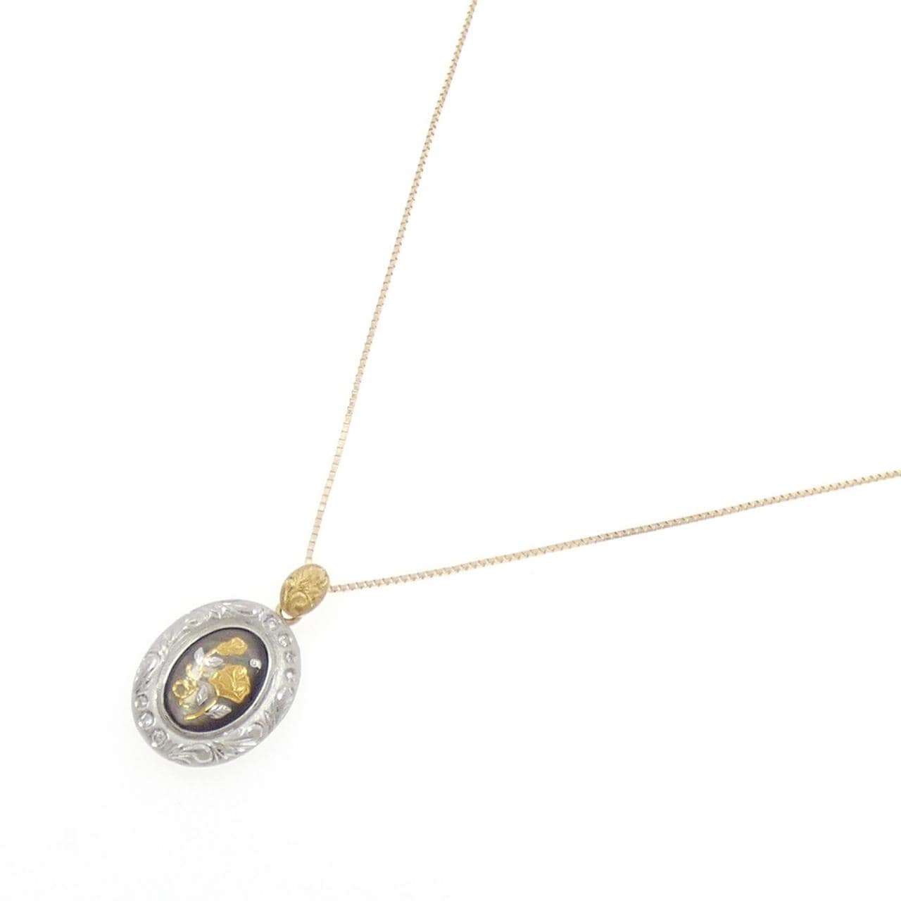 PT900/K18YG フラワー マザーオブパール ネックレス