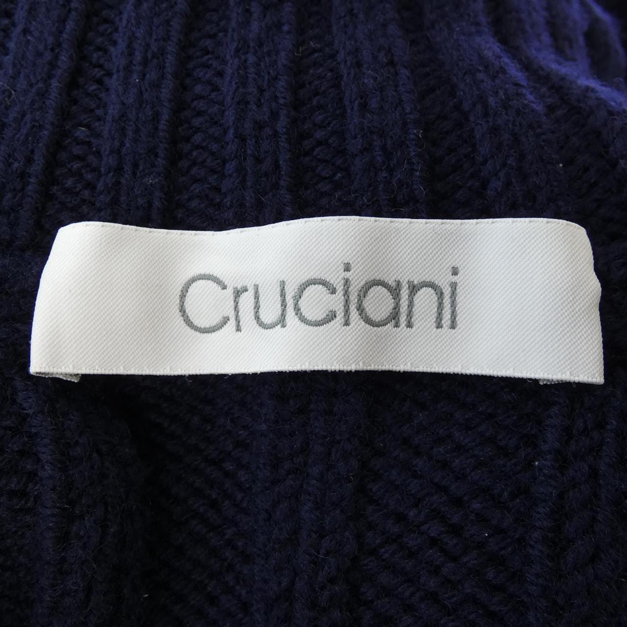 クルチアーニ Cruciani ニット