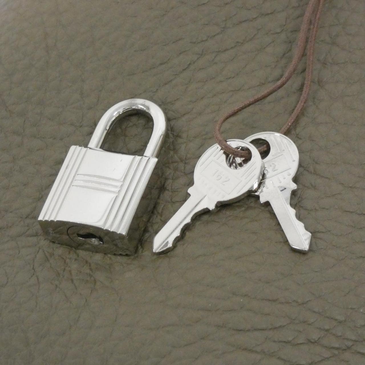 エルメス ピコタン ロック PM 056289CK バッグ