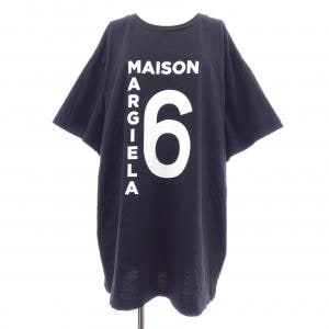 エムエムシックス MM6 S52GC0249 Tシャツ