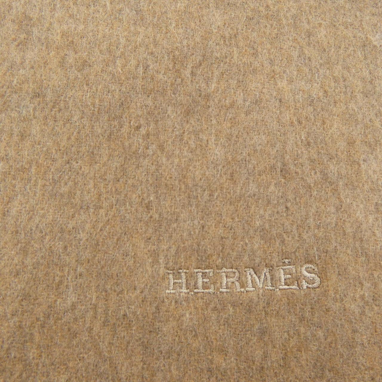 エルメス HERMES レクトヴェルソ RECTO VERSO H393800T MUFFLER