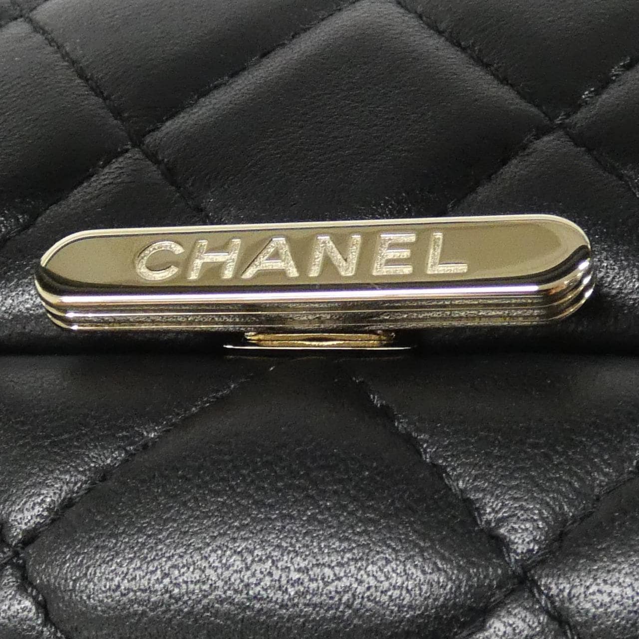 CHANEL AS5168 包