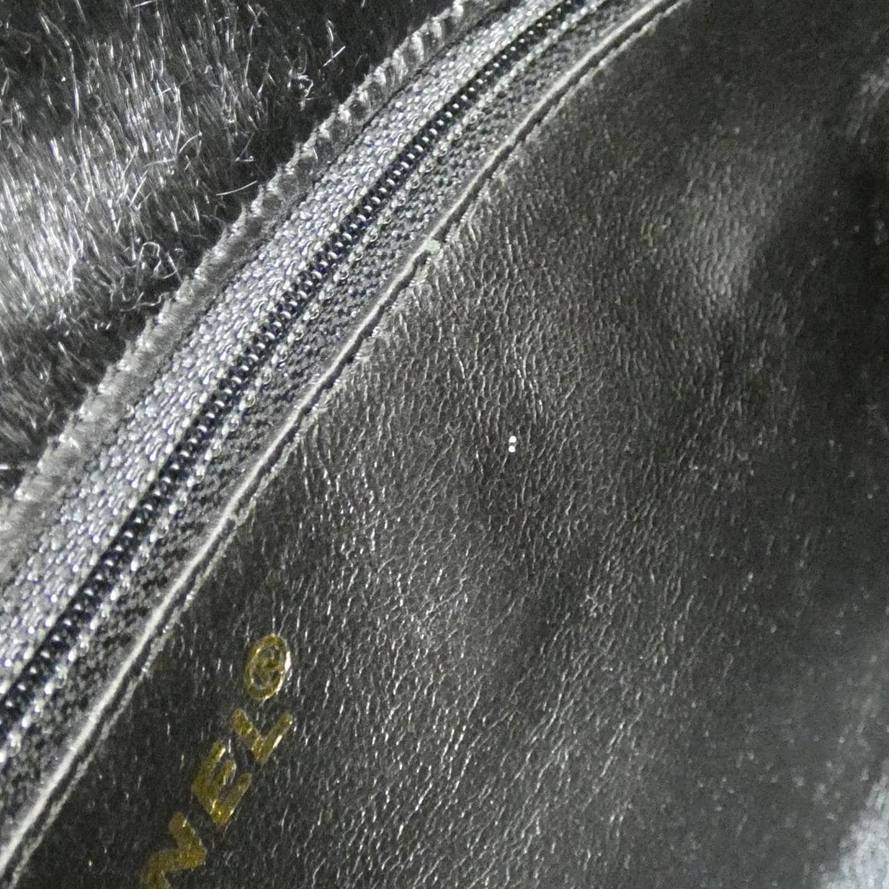 シャネル チョコバー ライン ショルダーバッグ