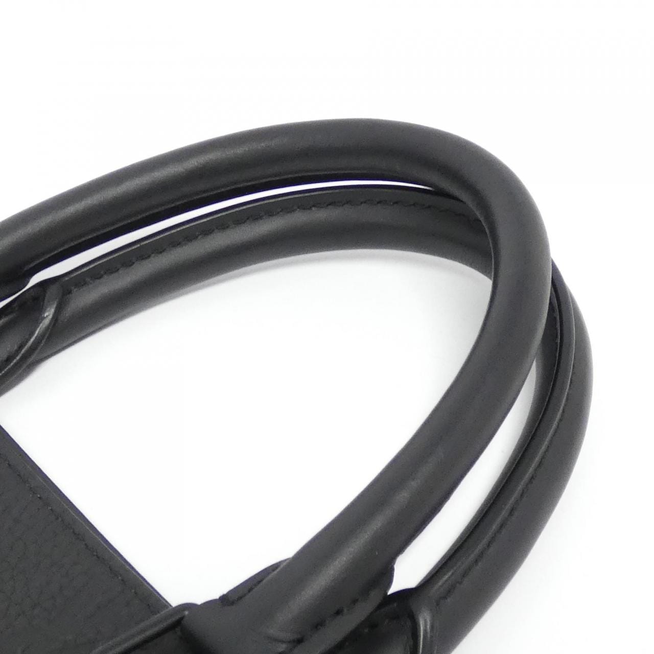 LOUIS VUITTON Taurillon Monogram Sac Plat M21866 Bag