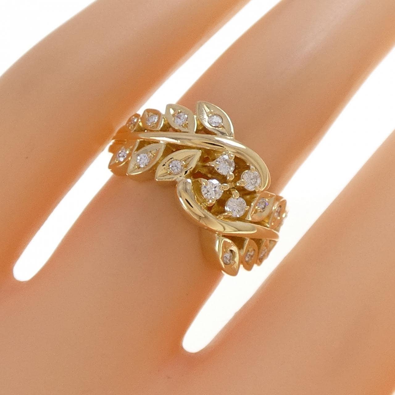 K18YG フラワー×リーフ ダイヤモンド リング 0.24CT