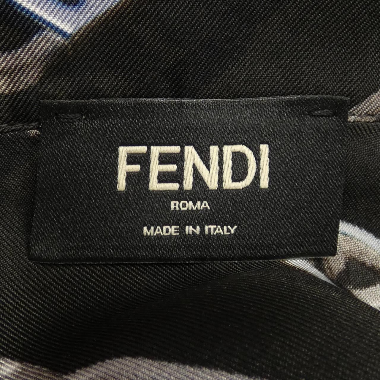 フェンディ FENDI シャツ