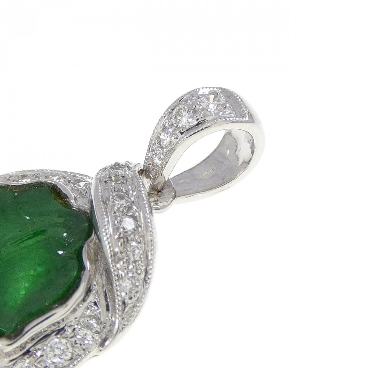 750WG リーフ ヒスイ ペンダント 1.028CT