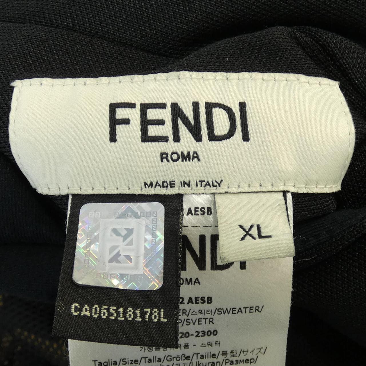 フェンディ FENDI パーカー