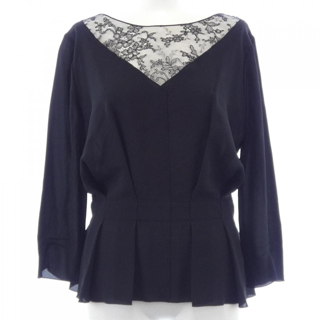 ニナリッチ NINA RICCI トップス