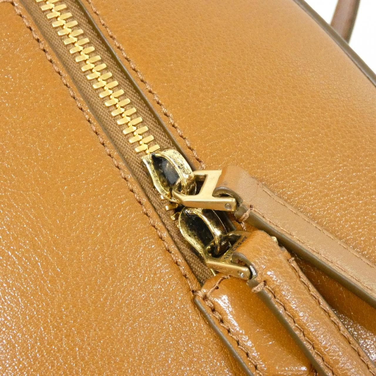 GIVENCHY Antigona Cube Mini BB50ZBB21U Bag