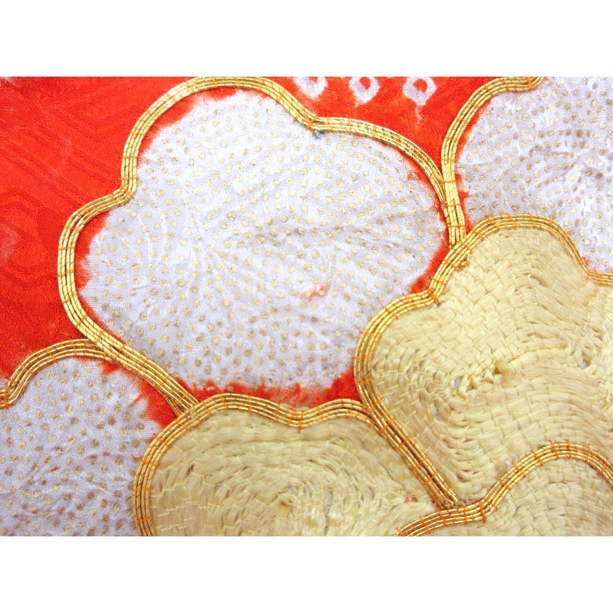 振袖　総絞り　金彩入り刺繍加工