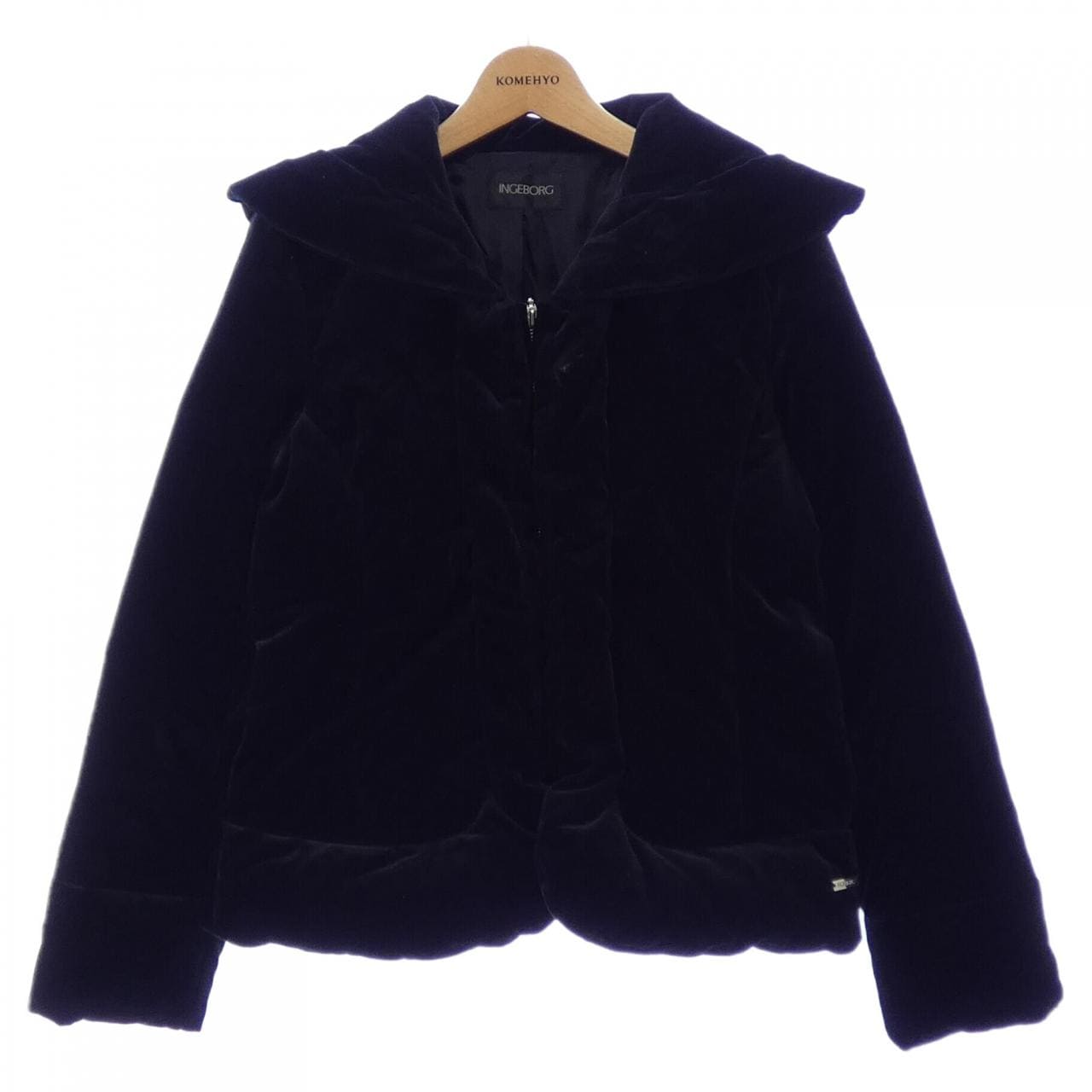 インゲボルグ INGEBORG ダウンジャケット