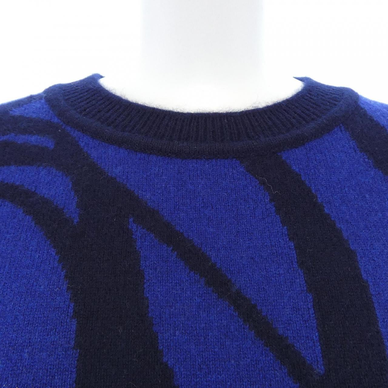 エルメス HERMES LA PROMENADE DU MATIN 2H2645D2 ニット