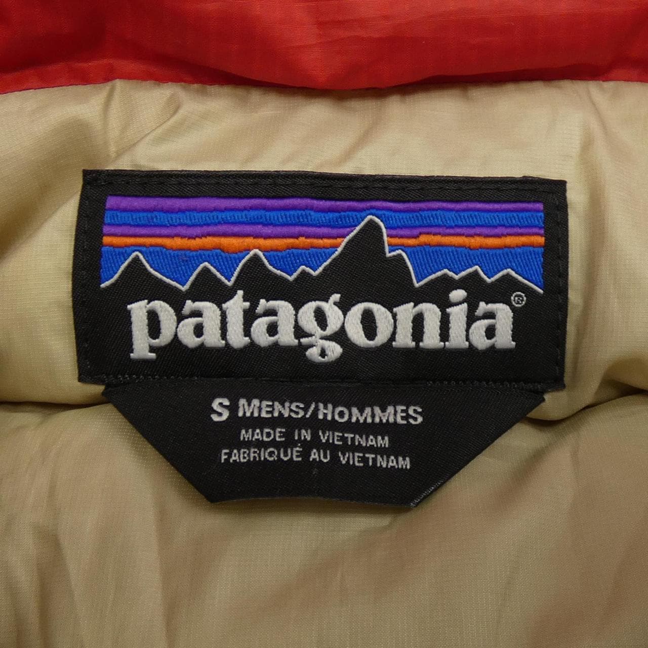 巴塔哥尼亚PATAGONIA羽绒背心