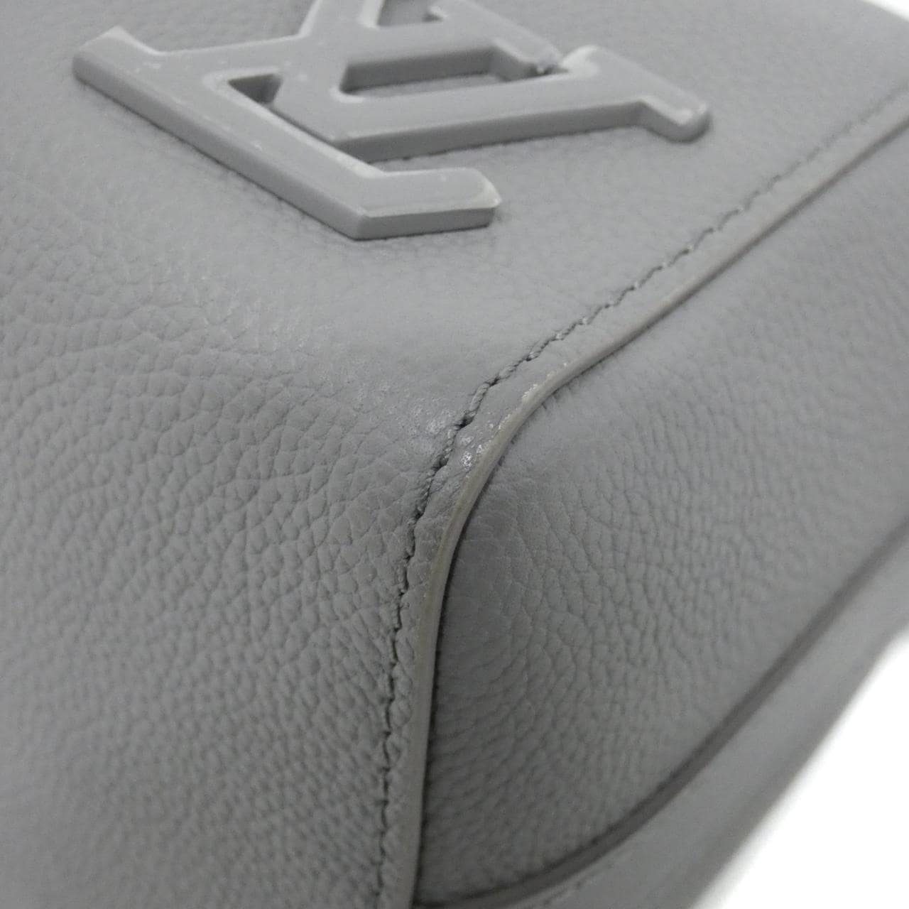 ルイヴィトン LVアエログラム シティ キーポル M59328 ショルダーバッグ