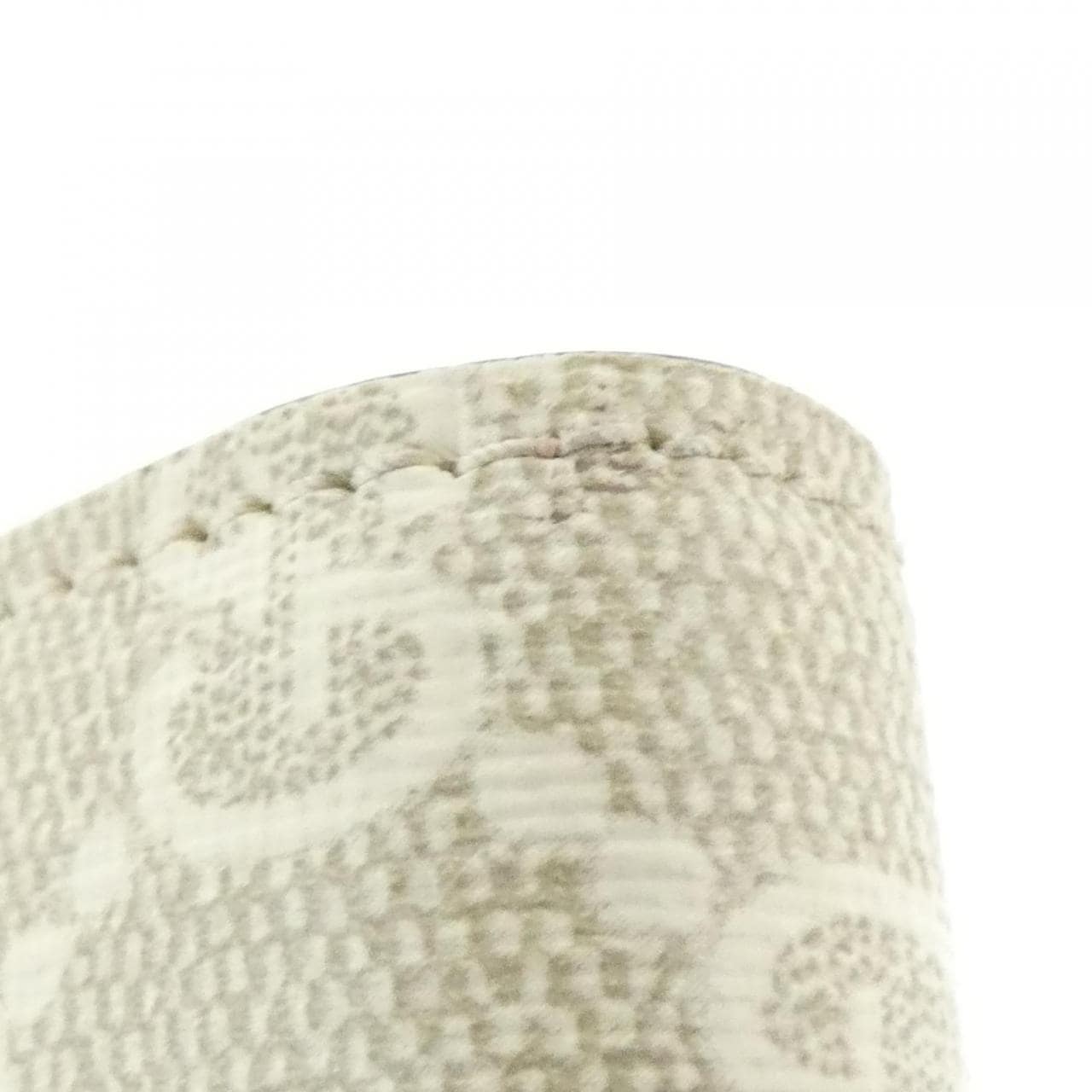 グッチ GG MARMONT 456116 1AALQ 財布