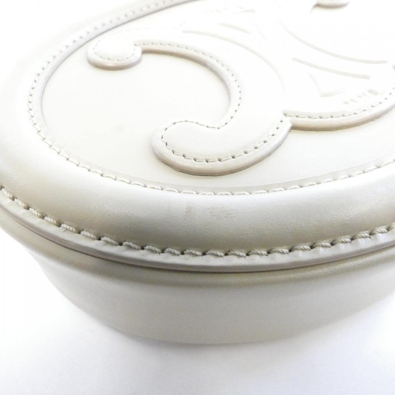 セリーヌ クロス ボディ オーバル パース 10I703DPQ ショルダーバッグ