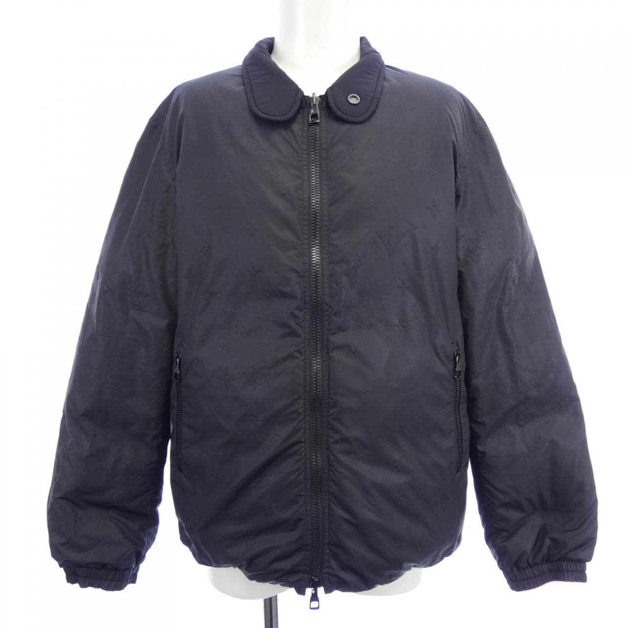 LOUIS VUITTON双面Monogram羽绒服 HKB45EZCN