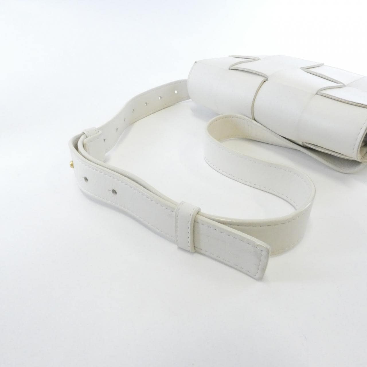 ボッテガヴェネタ 651053 VCQ72 ウエストバッグ