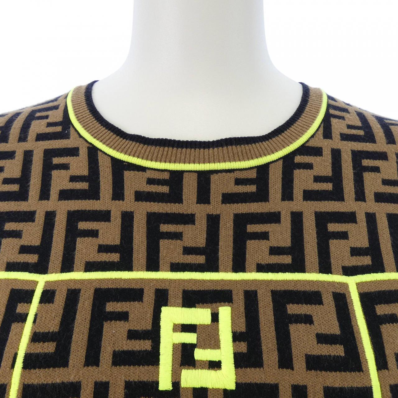 フェンディ FENDI FZY780 A7UB ニット