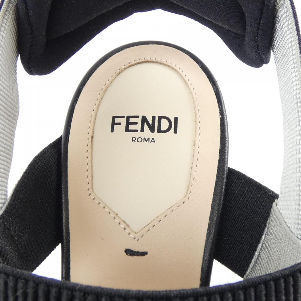 フェンディ FENDI パンプス