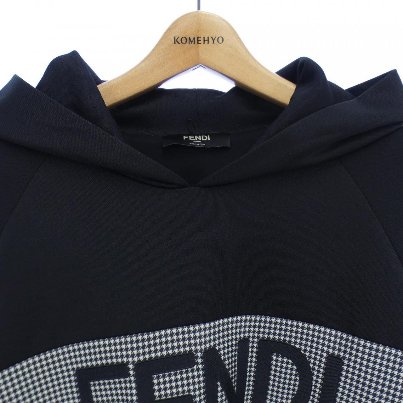フェンディ FENDI パーカー